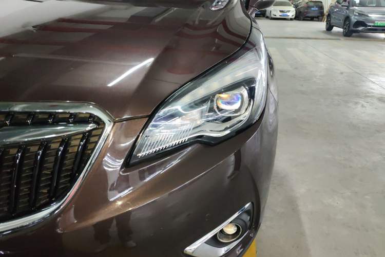 Used Buick Envision 2018 28T Four-Wheel Drive Luxury Model Left Front Headlight