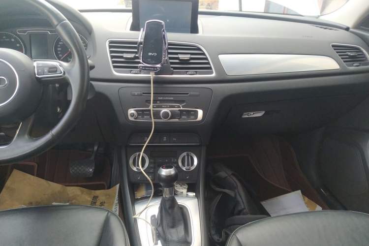 Used Audi Q3 2015 35 TFSI Comfort Model