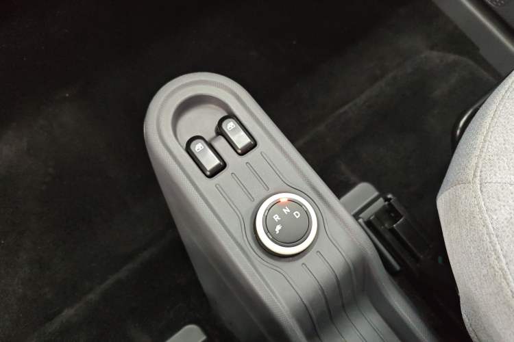 Used Wuling Hongguang MINIEV 2021 Macaron Premium Model – Lithium Iron Phosphate