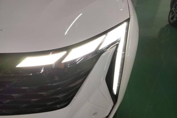 Used Geely Auto FX11 2023 1.5TD Leishen Hi·F Super Swift Left Front Headlight