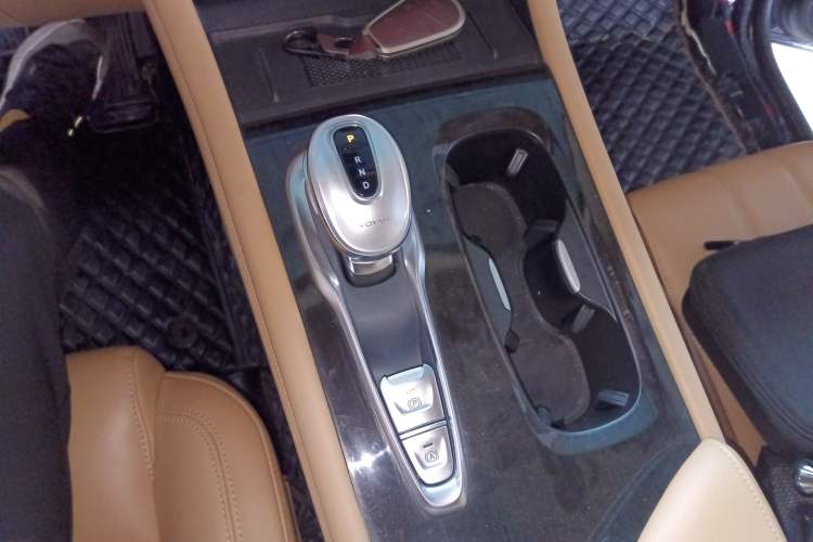 Used VOYAH Dream 2024 PHEV Extended-Range Premium Edition Gear Lever