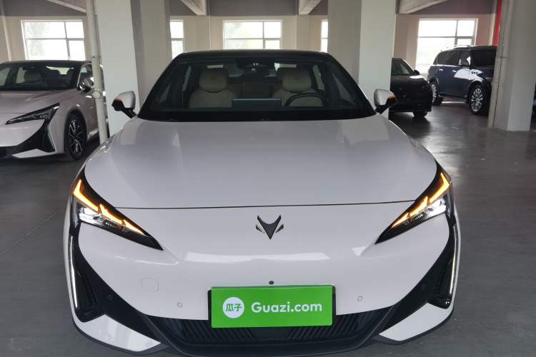 Used ARCFOX Alpha S5 2024 708MAX 200kW Front