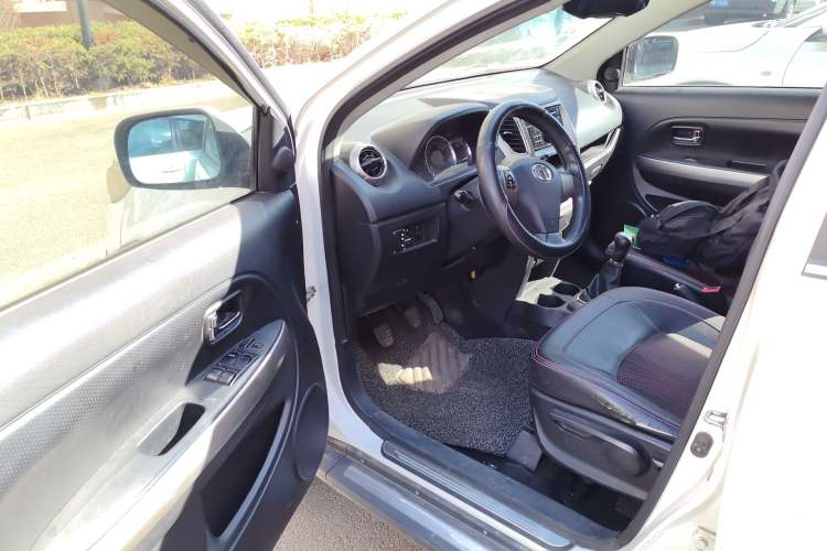 Used Great Wall M4 2012 1.5L Manual Comfort Version Driver Seat