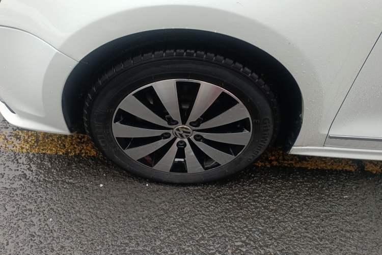 Used Volkswagen Sagitar 2017 230TSI Automatic Comfort Version