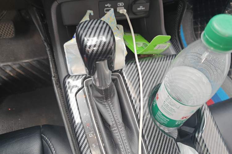 Used Honda Civic 2022 240TURBO CVT Dynamic Edition Gear Lever