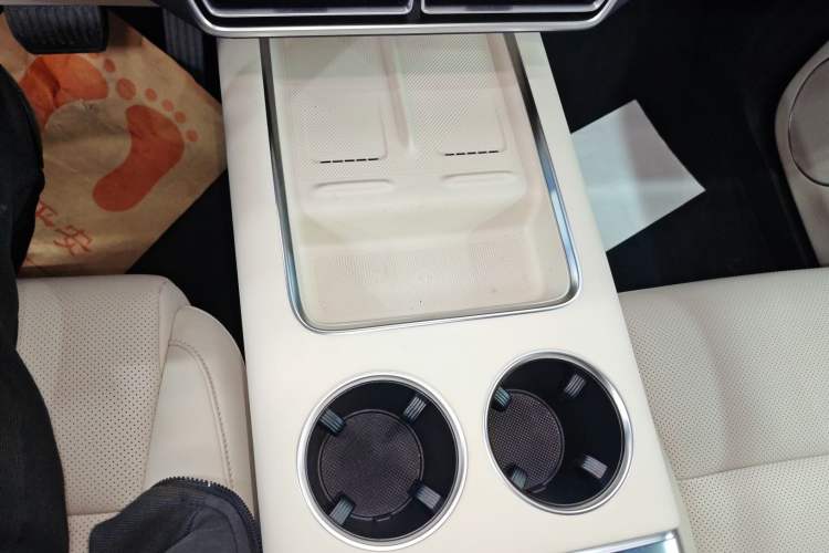 Used Li Auto L8 2025 Ultra Smart Refreshed Edition Gear Lever