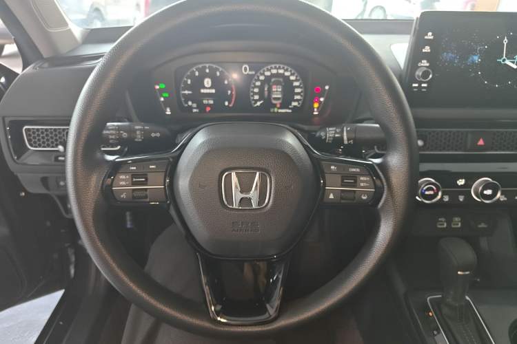 Used Honda Civic 2023 240TURBO CVT Dynamic Edition
