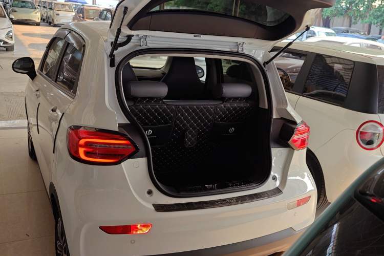 Used Leapmotor T03 2024 403 Comfort Edition Trunk