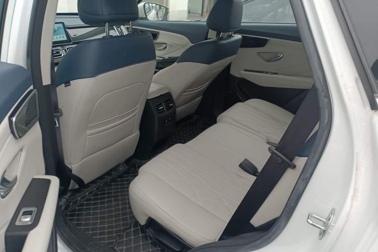 Used JETOUR Shanhai L7 2024 1.5T 120km MAX 5-Seater