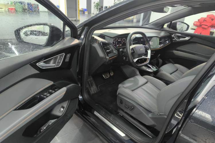 Used Audi Q4 e-tron 2024 40 e-tron Boundary Edition
