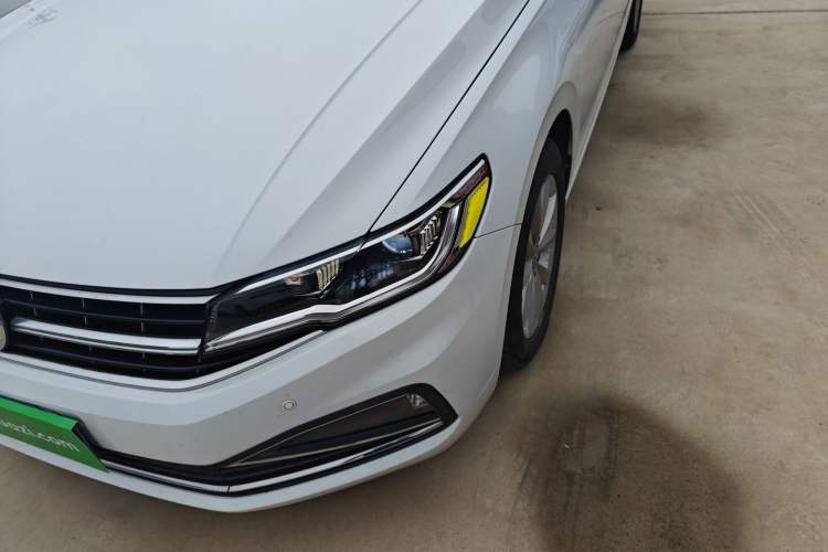 Used Volkswagen Bora 2020 1.5L Automatic Comfort Model Left Front Headlight