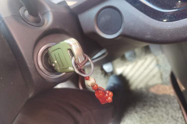 Used Baojun 310W 2017 1.5L Manual Fashion Model China V