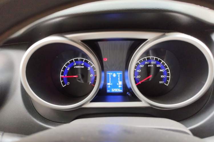 Used CHANGAN KAICHENG Ounuo S 2013 1.5L Elite Model Instrument Cluster