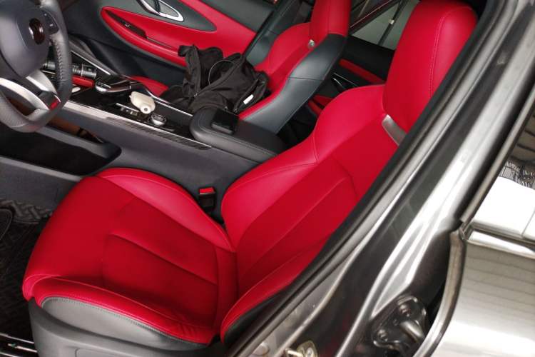 Used Changan UNI-T 2020 1.5T Prestige Version
