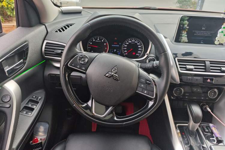 Used Mitsubishi Eclipse Cross 2019 1.5T CVT Two-Wheel Drive Dream Edition China VI Standard
