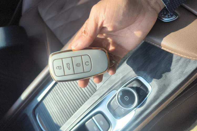 Used Chery Arrizo 8 2023 High-Performance Edition 2.0T DCT Powerfully Equipped
