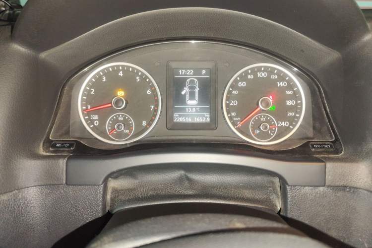 Used Volkswagen Tiguan 2015 1.8TSI Automatic Two-Wheel Drive Trend Edition Instrument Cluster