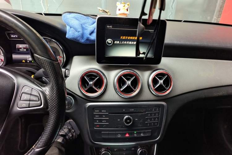 Used Mercedes-Benz CLA 2015 CLA 200 Audio And AC Panel