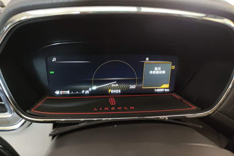 Used Lincoln Continental 2017 2.0T Two-Wheel Drive Prestige Edition Instrument Cluster
