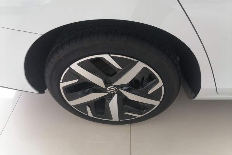 Used Volkswagen Lamando 2024 Lavida L 280TSI DSG Cool & Spicy Edition