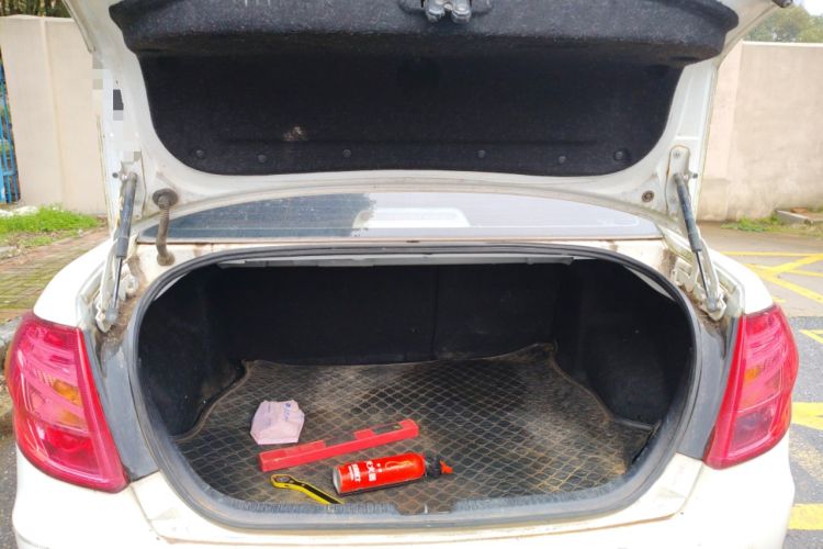 Used Bestune B50 2013 1.6L manual luxury version
