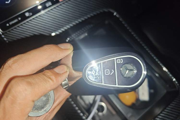 Used Mercedes-Benz C-Class 2022 Restyled C 260 L Sport Edition Vehicle Key