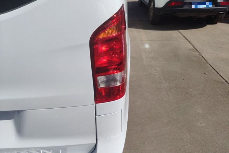 Used Mercedes-Benz Vito 2016 2.0T Business Edition Right Rear Taillight