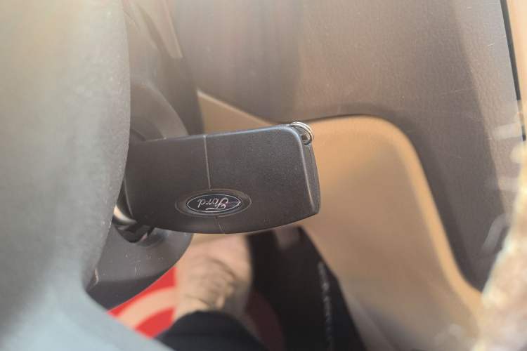 Used Ford Focus 2012 Sedan Classic 1.8L Automatic Base Model