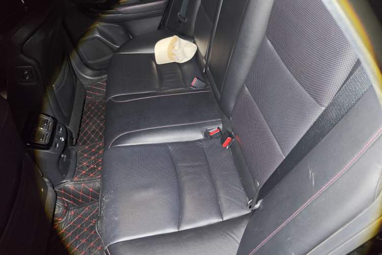 Used Honda Spirior 2015 2.4L Si Interior 4