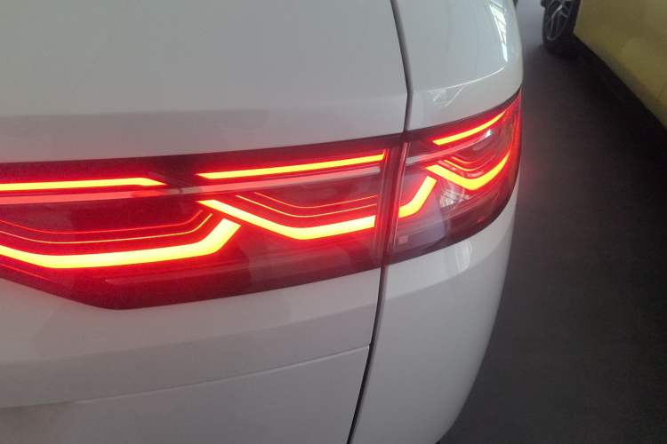 Used BYD Song L DM-i 2025 Intelligent Driving Version 160 km Beyond-Range Type
