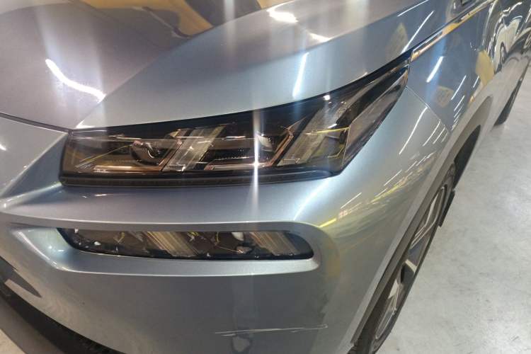 Used AION V 2024 Plus 70 Star Edition Lithium Iron Phosphate Left Front Headlight