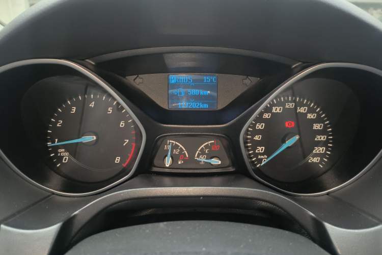 Used Ford Focus 2012 Sedan 1.6L Automatic Fashion Edition