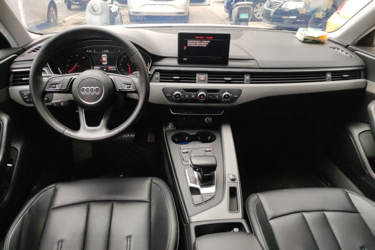 Used Audi A4L 2019 35 TFSI Ambition China V