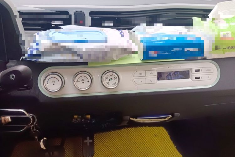 Used Wuling Hongguang MINIEV 2022 Macaron Premium Model – Lithium Iron Phosphate