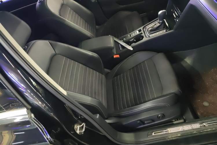 Used Volkswagen Magotan 2020 330TSI DSG Luxury Edition