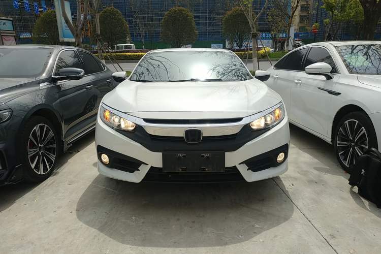 Used Honda Civic 2016 220TURBO CVT Luxury Edition Front