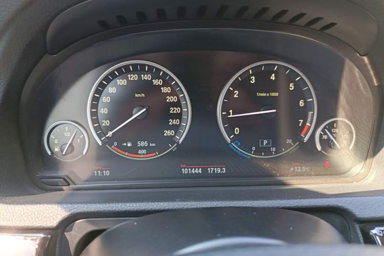 Used BMW 5 Series GT 2014 528i Leading Model
