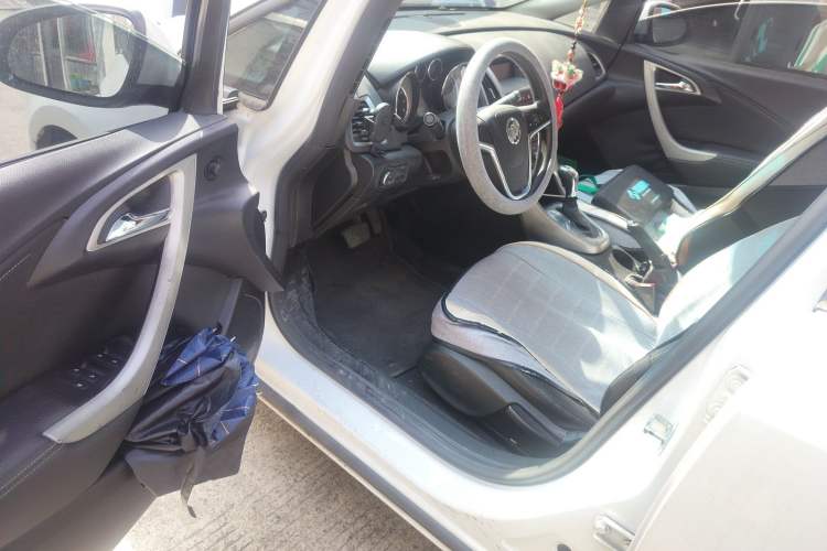 Used Buick GT 2014 XT 1.6L Automatic Fashion Edition