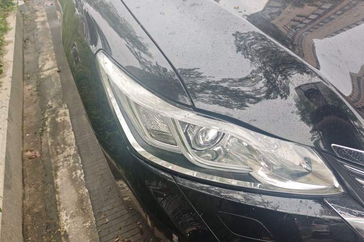 Used Toyota Crown 2015 2.0T Fashion Edition
