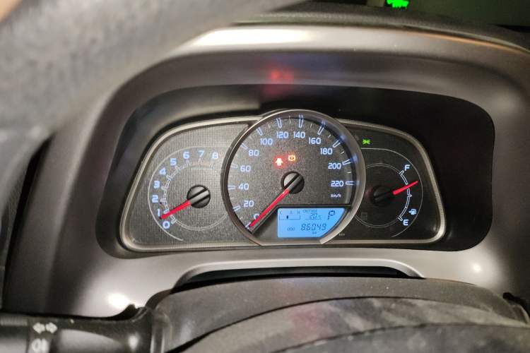 Used Toyota RAV4 2016 2.0L CVT Two-Wheel Drive Fashion Edition China V Standard
