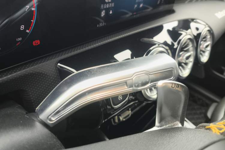 Used Mercedes-Benz A AMG 2019 AMG A 35 L 4MATIC First Edition Special Version Gear Lever