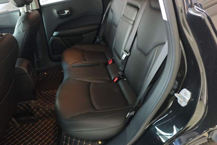 Used Jeep Compass 2017 200T Automatic Family Edition