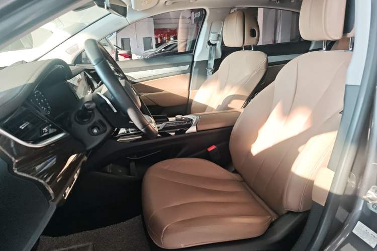 Used Geely Auto Emgrand GT 2018 1.5T MHEV Yaozun Edition Left Front Seat