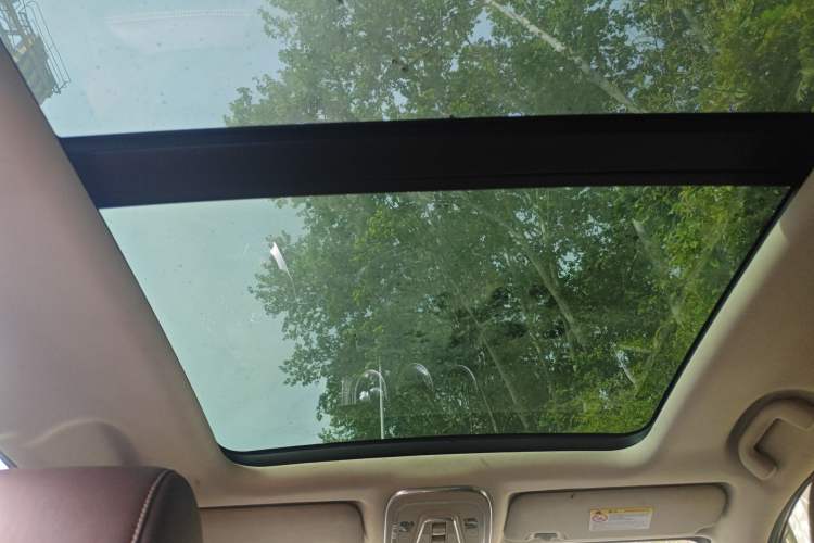 Used BYD Tang New Energy 2015 2.0T Four-Wheel-Drive Flagship Model Headliner