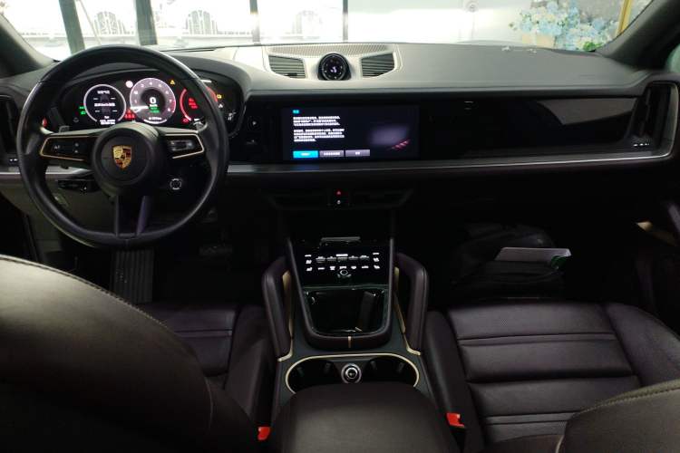Used Porsche Cayenne E-Hybrid 2024 Cayenne E-Hybrid 2.0T
