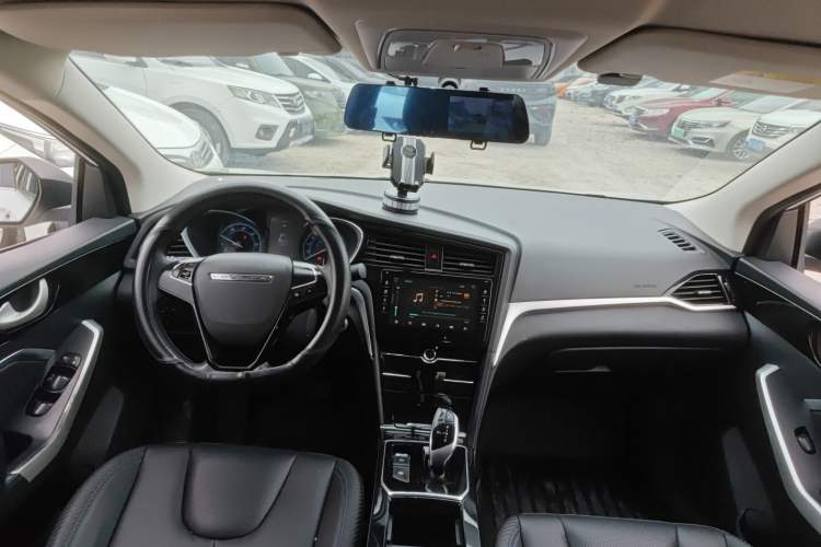 Used Venucia D60EV 2022 Standard Range Smart Drive Version