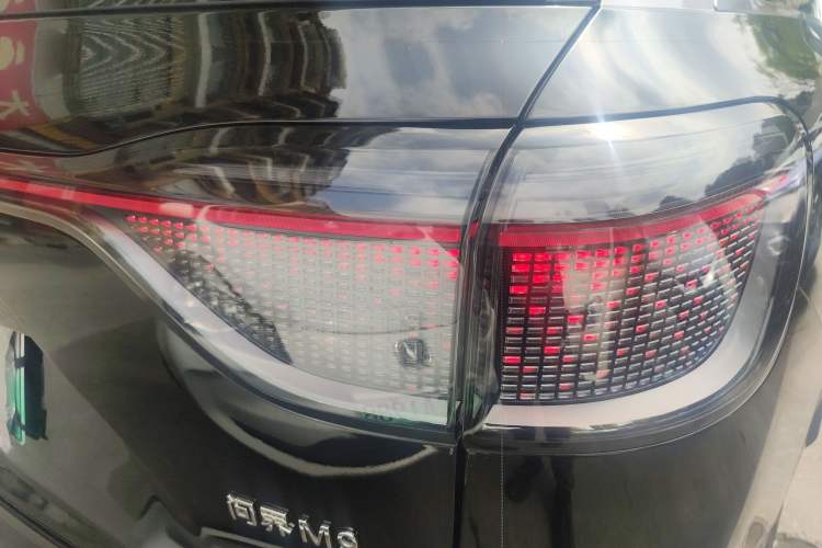 Used Hima AITO M9 2025 Extended-Range Ultra Version 52 kWh 5-Seater Edition