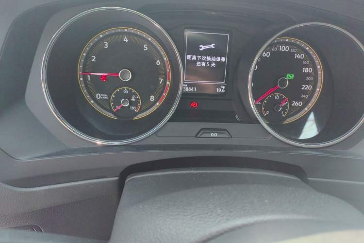 Used Volkswagen Tiguan L 2020 330TSI Automatic Two-Wheel Drive Luxury Edition China VI Standard