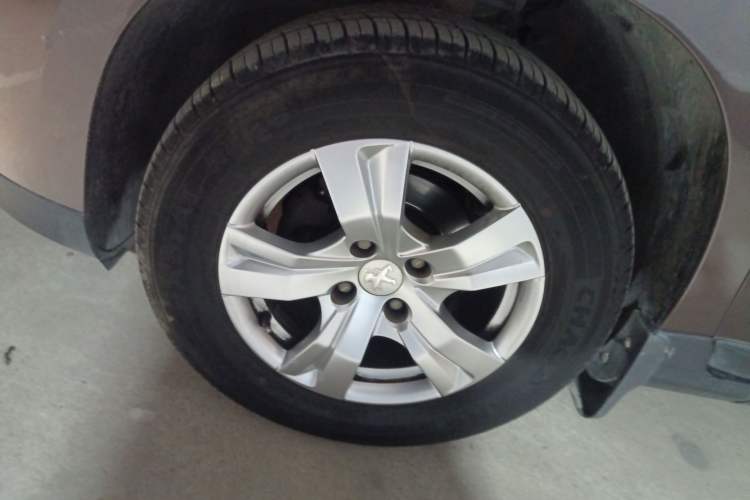 Used Peugeot 2008 2014 1.6L Manual Trend Edition