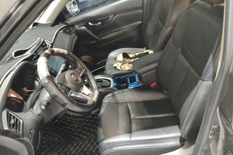 Used Nissan X-Trail 2020 2.0L XL ITS 3-Row CVT 2WD SmartConnect 7-Seater Comfort Edition
